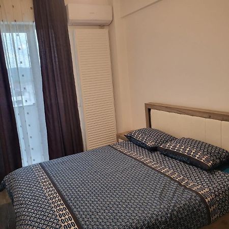 Apartament Dem Radulescu Apartment Râmnicu Vâlcea Екстериор снимка