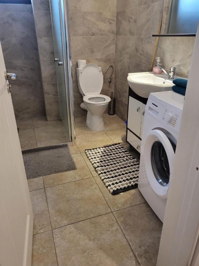 Apartament Dem Radulescu Apartment Râmnicu Vâlcea Екстериор снимка